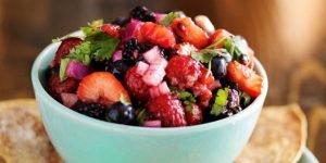 sweet and spicy berry salad with cinnamon sugar tortilla chips
