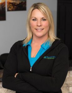 Dr. Lianne Coombe Abundant Health Chiropractic, a MaxLiving Chiropractor