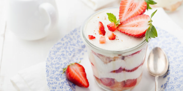 healthy strawberry parfait recipe