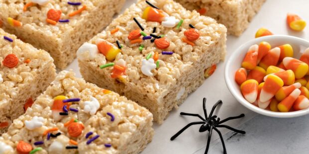 No bake Pumpkin Spice Rice Krispie Treats