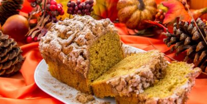 Healthy Pumpkin Spice Coffee Cake